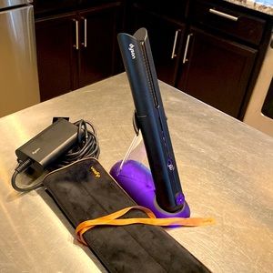 Dyson Corrale - Black and Purple Hair Straightener